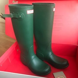 ‼️SOLD‼️NWT- Green Hunter Rain Boots